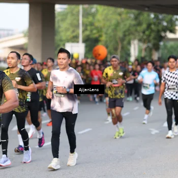 Runner Photo 6485952