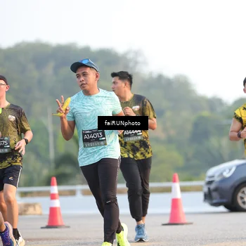 Runner Photo 6486036