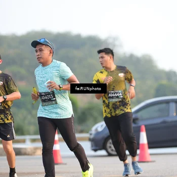 Runner Photo 6486053