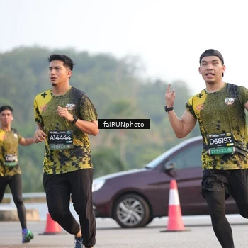Runner Photo 6486068