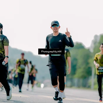 Runner Photo 6486125
