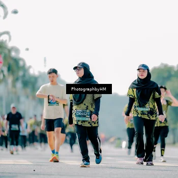 Runner Photo 6486140