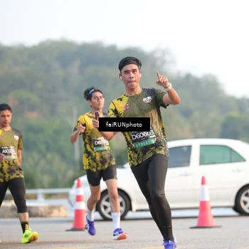 Runner Photo 6486147
