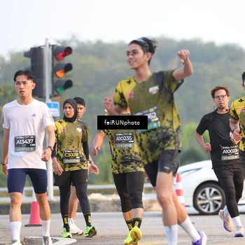 Runner Photo 6486187