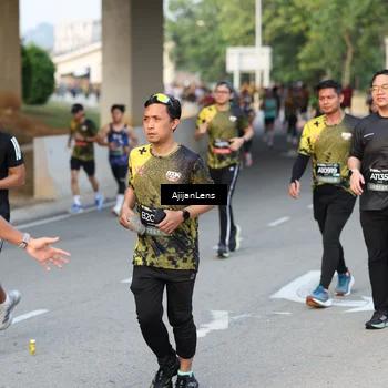 Runner Photo 6486234