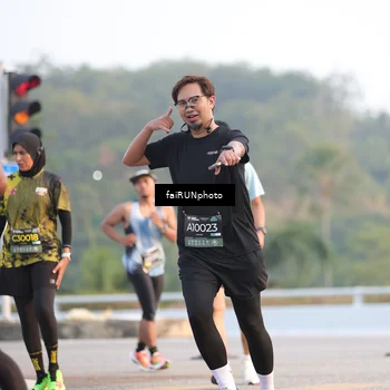 Runner Photo 6486241