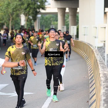 Runner Photo 6486251