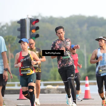 Runner Photo 6486261