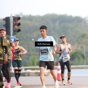 Runner Photo 6486262