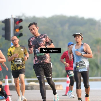 Runner Photo 6486298