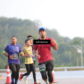 Runner Photo 6486333