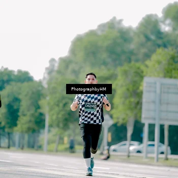 Runner Photo 6486355