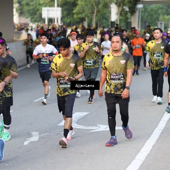 Runner Photo 6486371