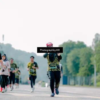 Runner Photo 6486373