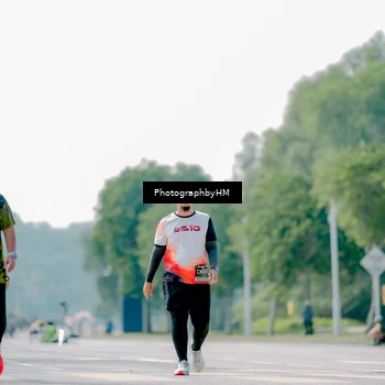 Runner Photo 6486388