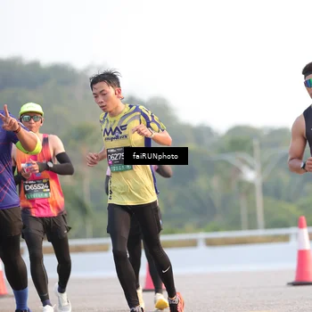 Runner Photo 6486418