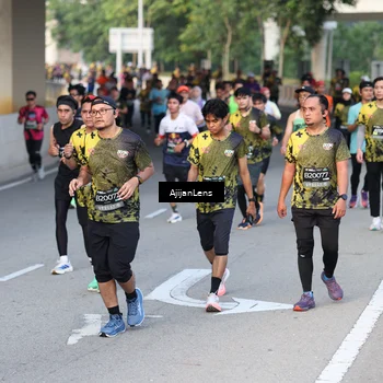 Runner Photo 6486447