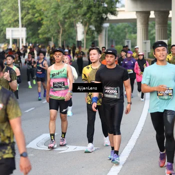 Runner Photo 6486448
