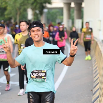 Runner Photo 6486479