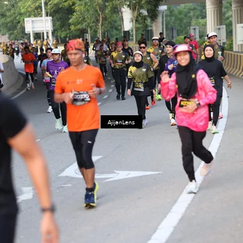 Runner Photo 6486540