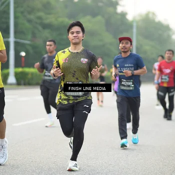 Runner Photo 6486545