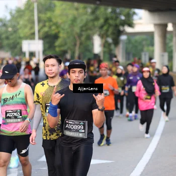Runner Photo 6486552