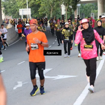 Runner Photo 6486554