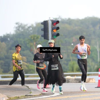 Runner Photo 6486577