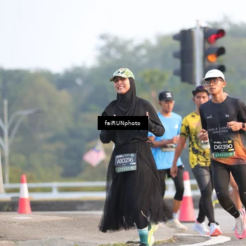 Runner Photo 6486604