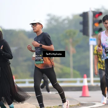 Runner Photo 6486623