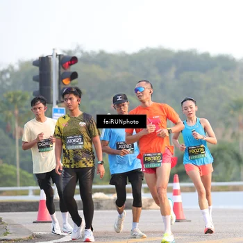 Runner Photo 6486639