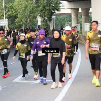 Runner Photo 6486646