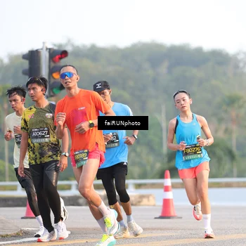Runner Photo 6486657
