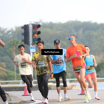Runner Photo 6486660