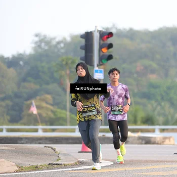 Runner Photo 6486689