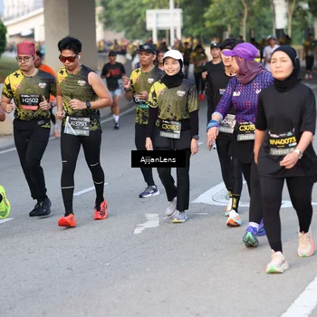 Runner Photo 6486696