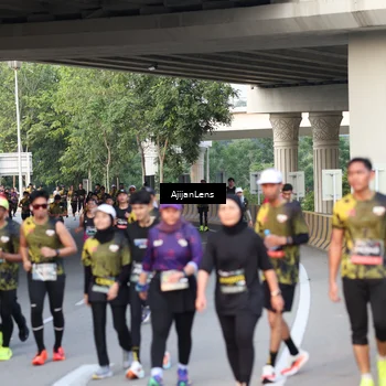 Runner Photo 6486712