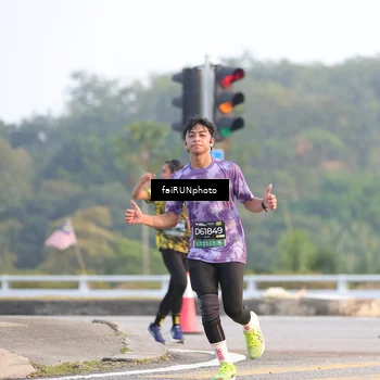 Runner Photo 6486729