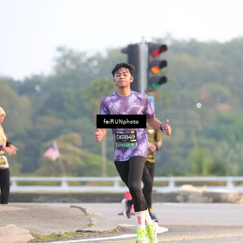 Runner Photo 6486734