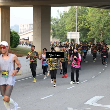 Runner Photo 6486750