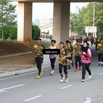 Runner Photo 6486759
