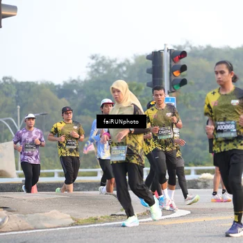 Runner Photo 6486769