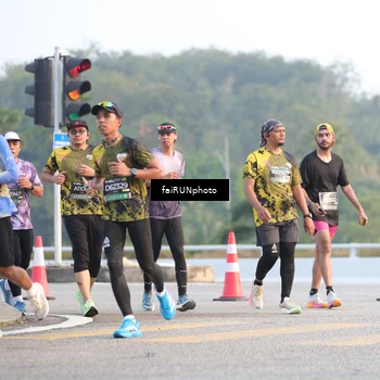 Runner Photo 6486785