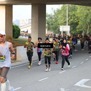 Runner Photo 6486800