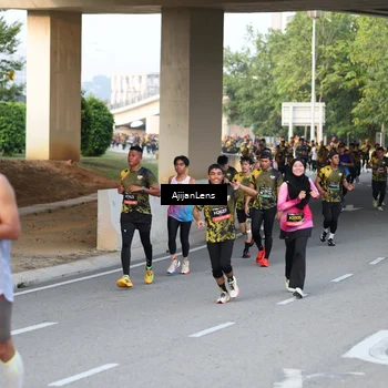 Runner Photo 6486808