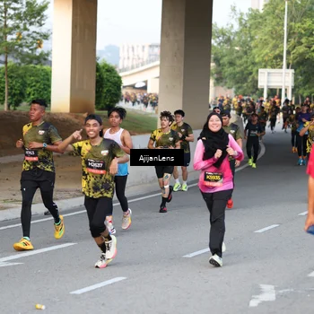 Runner Photo 6486814