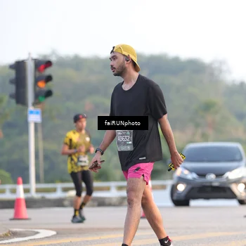 Runner Photo 6486849