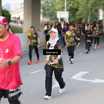 Runner Photo 6486857