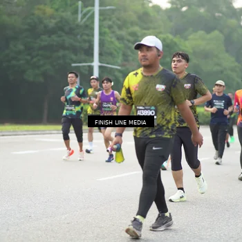 Runner Photo 6486880