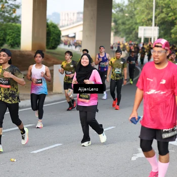 Runner Photo 6486888